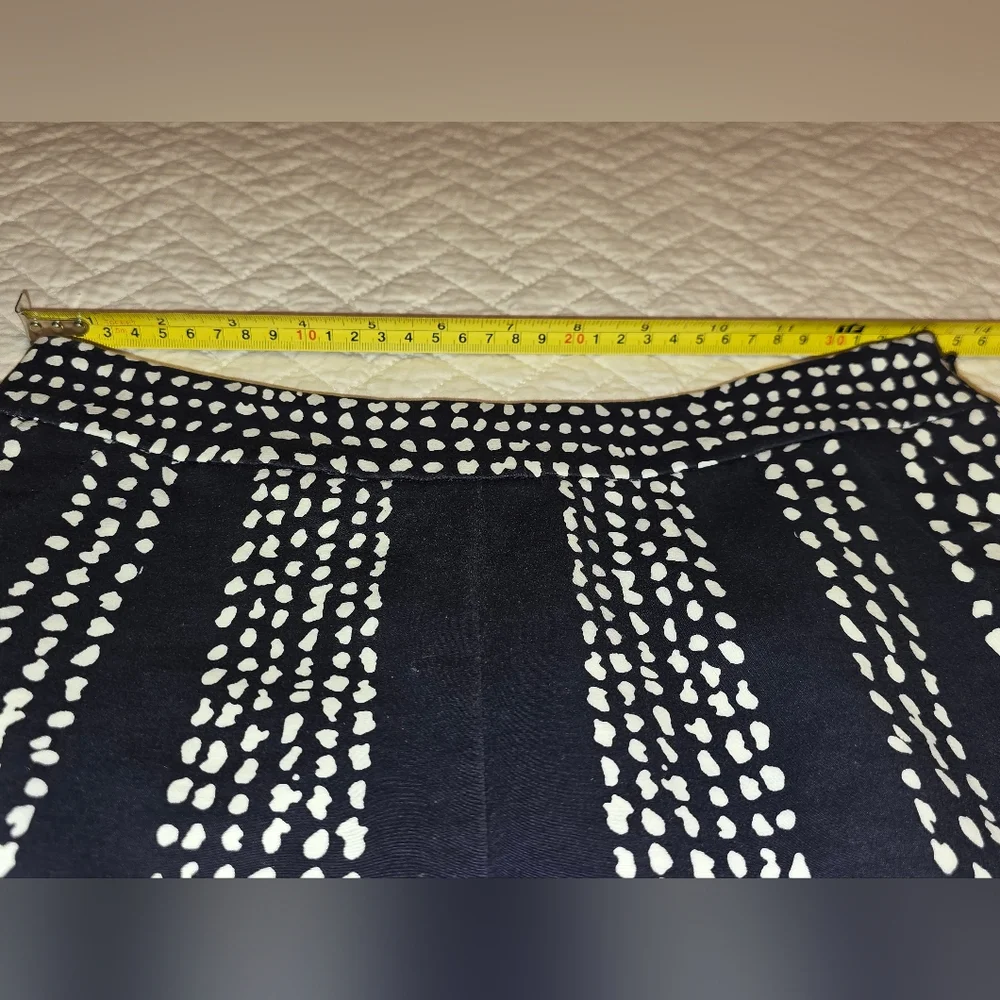 Boden A-Line Navy and White Skirt Women's Size 2R - Picture 5 of 7